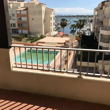 شقة Cap D'agde : T2 Spacieux, Parking, Balcon, Piscine, Proche Commerces Et - Fr-1-723-19 آجد